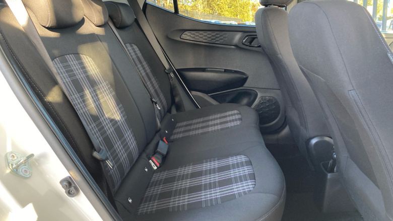 Hyundai i10 1.0 [63] Premium 5dr Auto [Nav] Petrol Hatchback